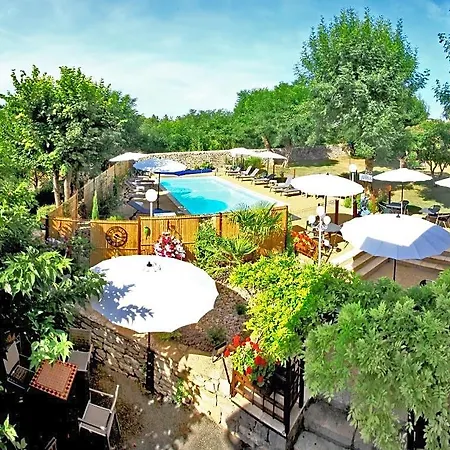 Lucinkas B&B 3*