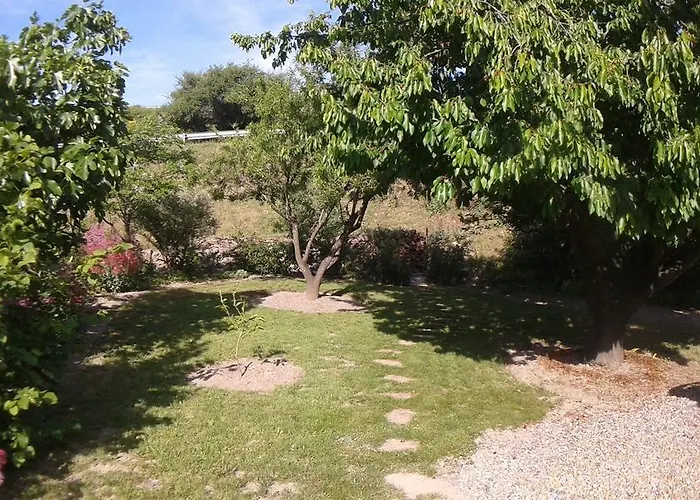 Couette-café Lucinkas Faugères