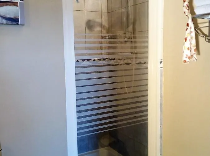 Lucinkas Couette-café Faugères